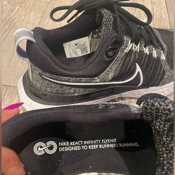 NEW- Nike React Infinity FlyKnit Running Shows - Picture 8 of 9